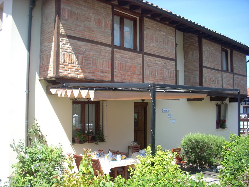 Hotel Pasaje San Jorge Comillas Exterior foto